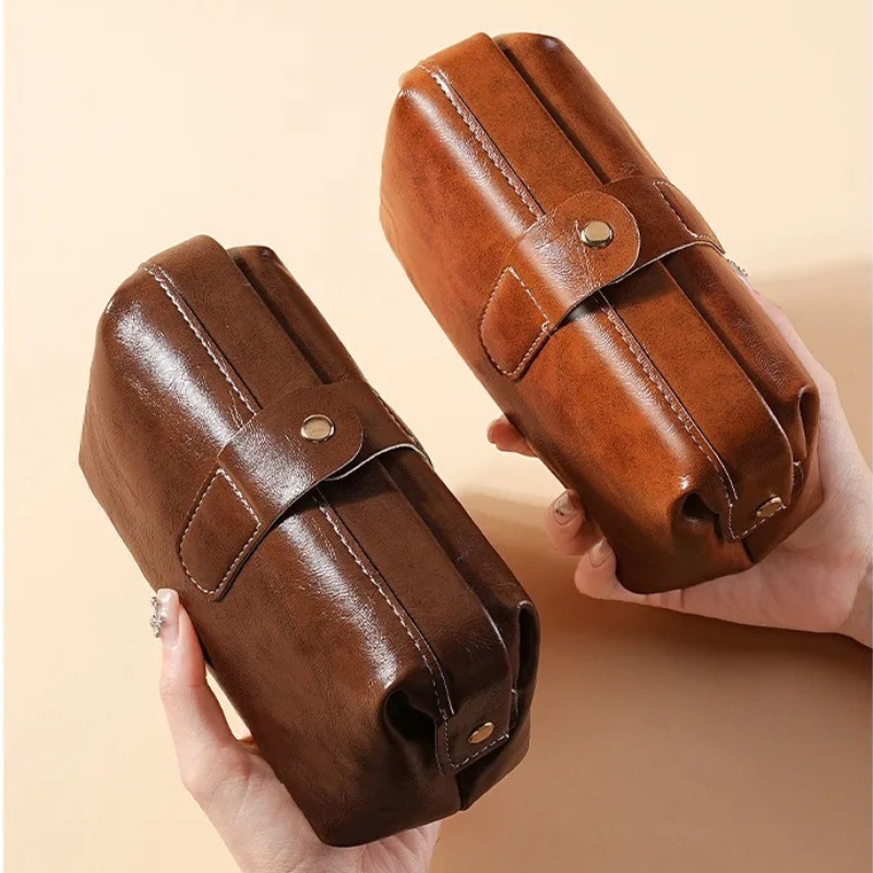 Luxury Skincare Accessories - Borsa Cosmetica Vintage in Pelle PU