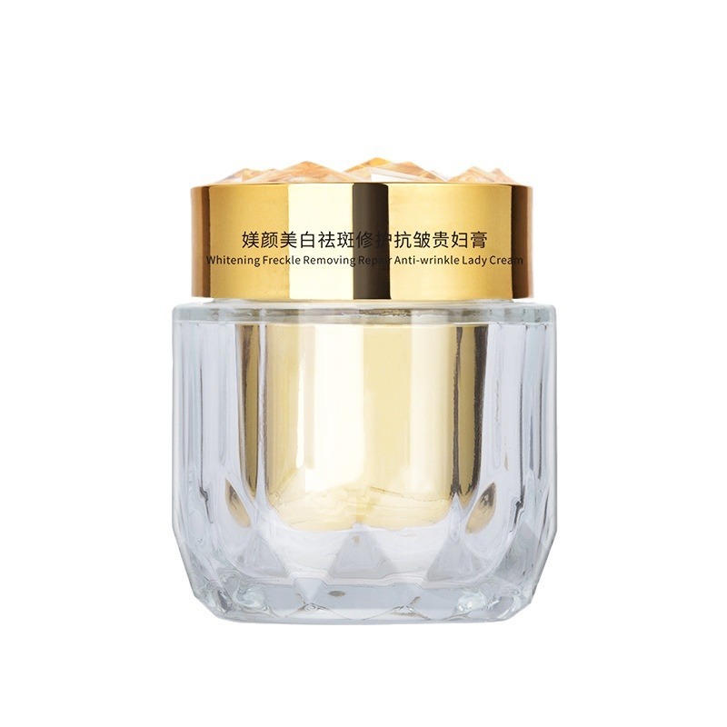 Crema di Perle di Lusso Idrata - Luxury Skincare Daily recensione e prezzo