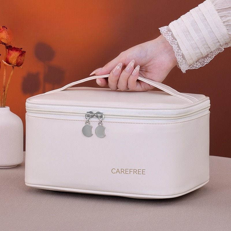 Borsa per il trucco di lusso i - Luxury Skincare Box recensione e prezzo